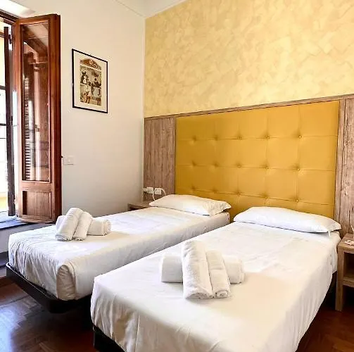 Romerooms Condotti 4*