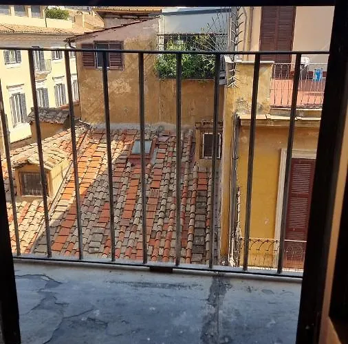 Romerooms Condotti Konukevi Roma