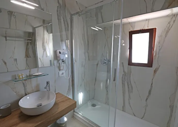 Romerooms Condotti Roma