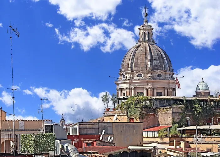 Konukevi Romerooms Condotti