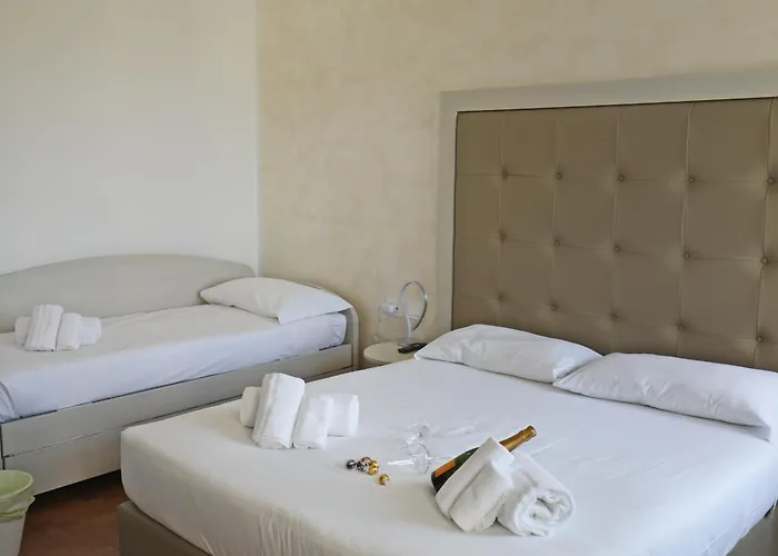 Konukevi Romerooms Condotti 4*