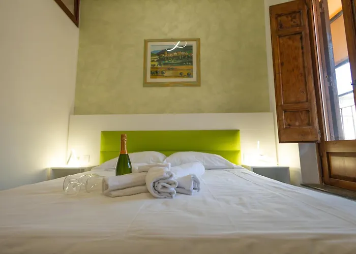 Romerooms Condotti Konukevi 4*