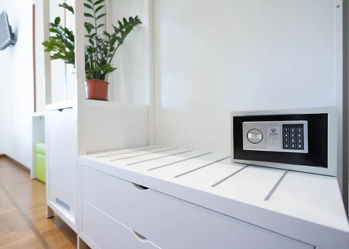 Romerooms Condotti Konukevi