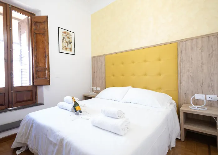 Romerooms Condotti Konukevi Roma