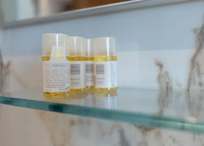 Romerooms Condotti Konukevi 4*