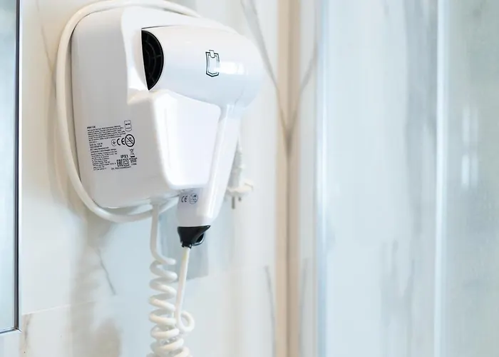 Romerooms Condotti Roma