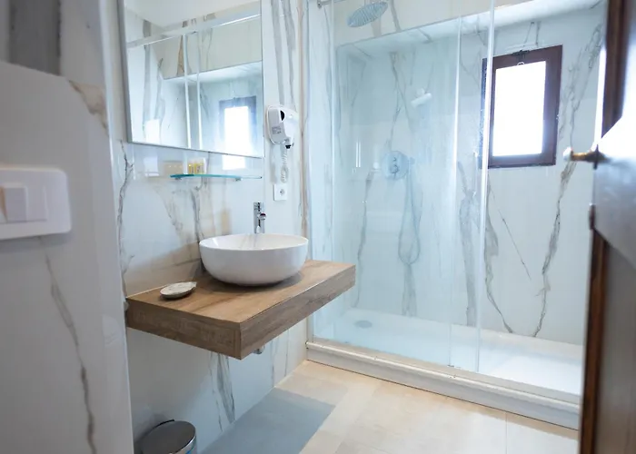 Romerooms Condotti Konukevi 4*